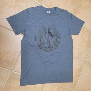 NWOT Tee-Shirt by Live Life Size Medium